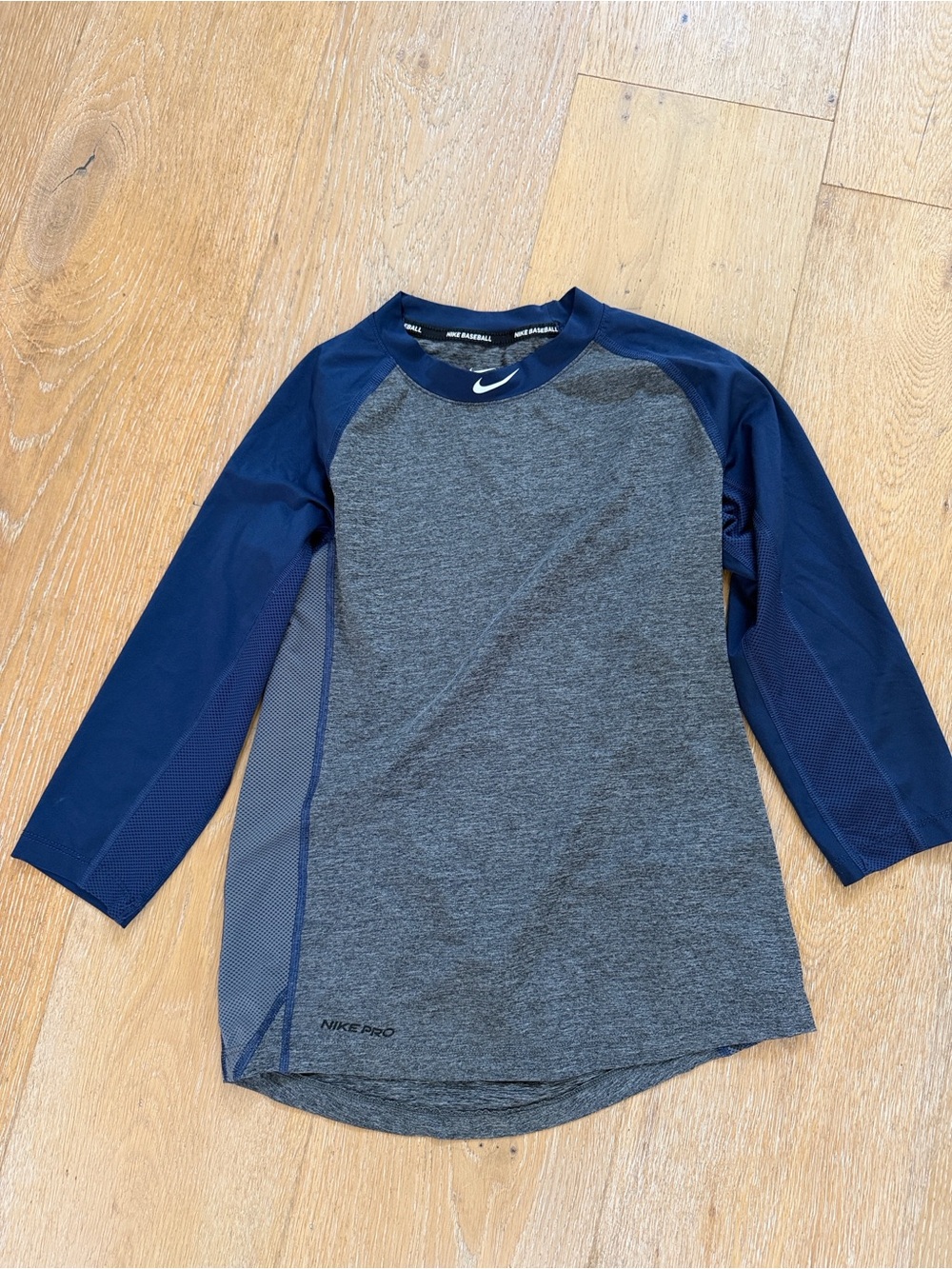 Nike Boys Navy & Gray 3/4 Sleeve Athletic Top